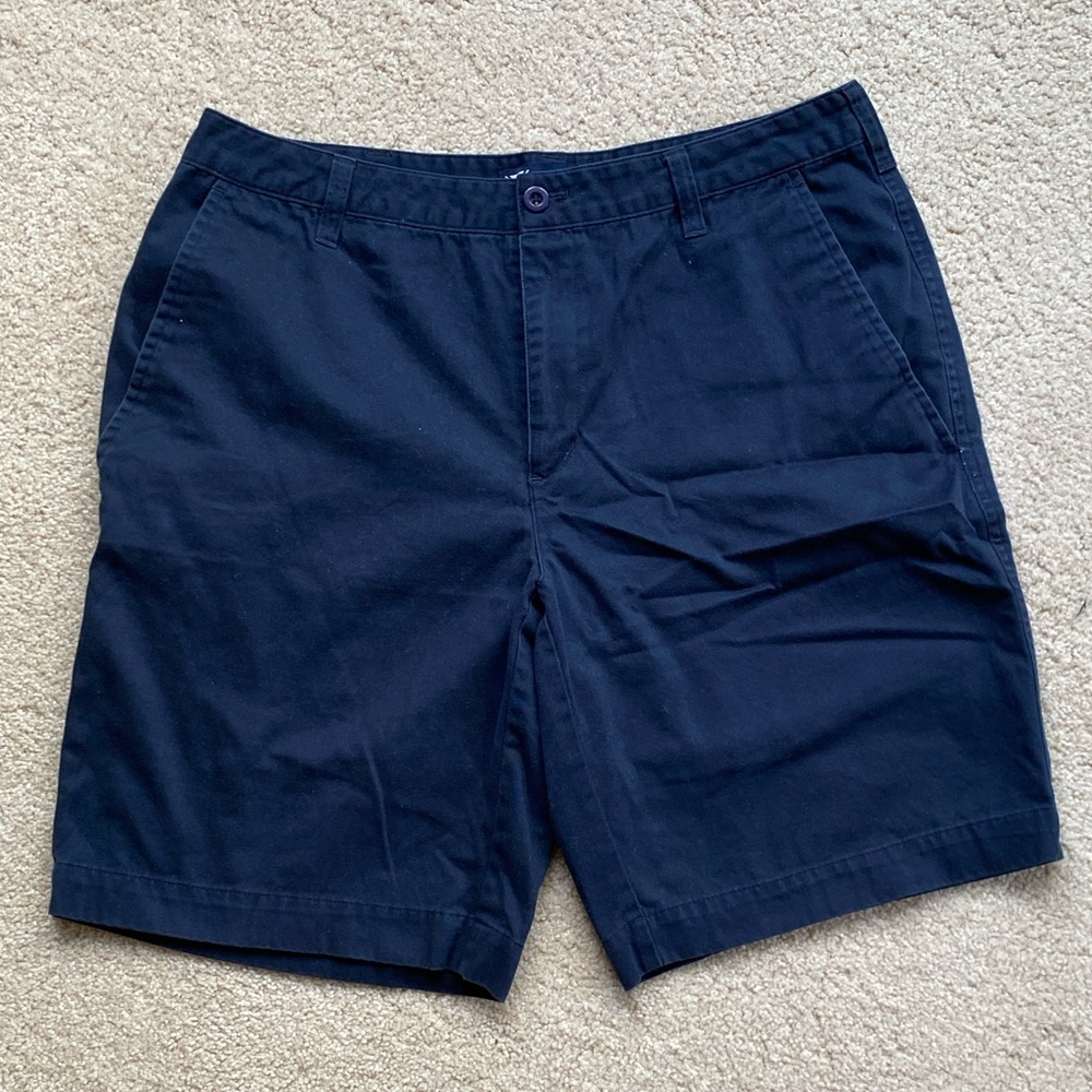 Wedge men’s navy blue khaki golf shorts size 32 waist